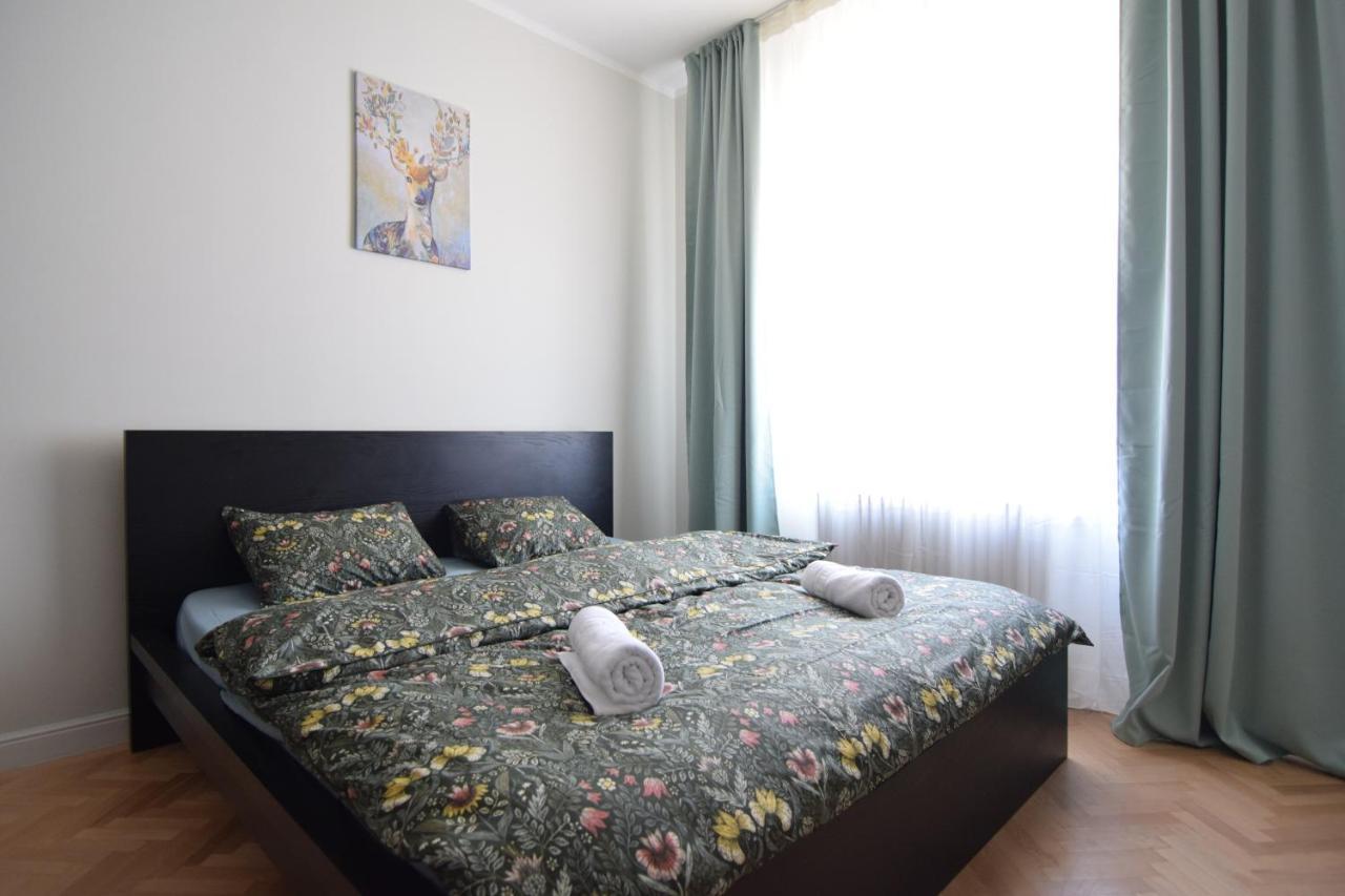 Beautiful Apartment In Old City بوخارست المظهر الخارجي الصورة