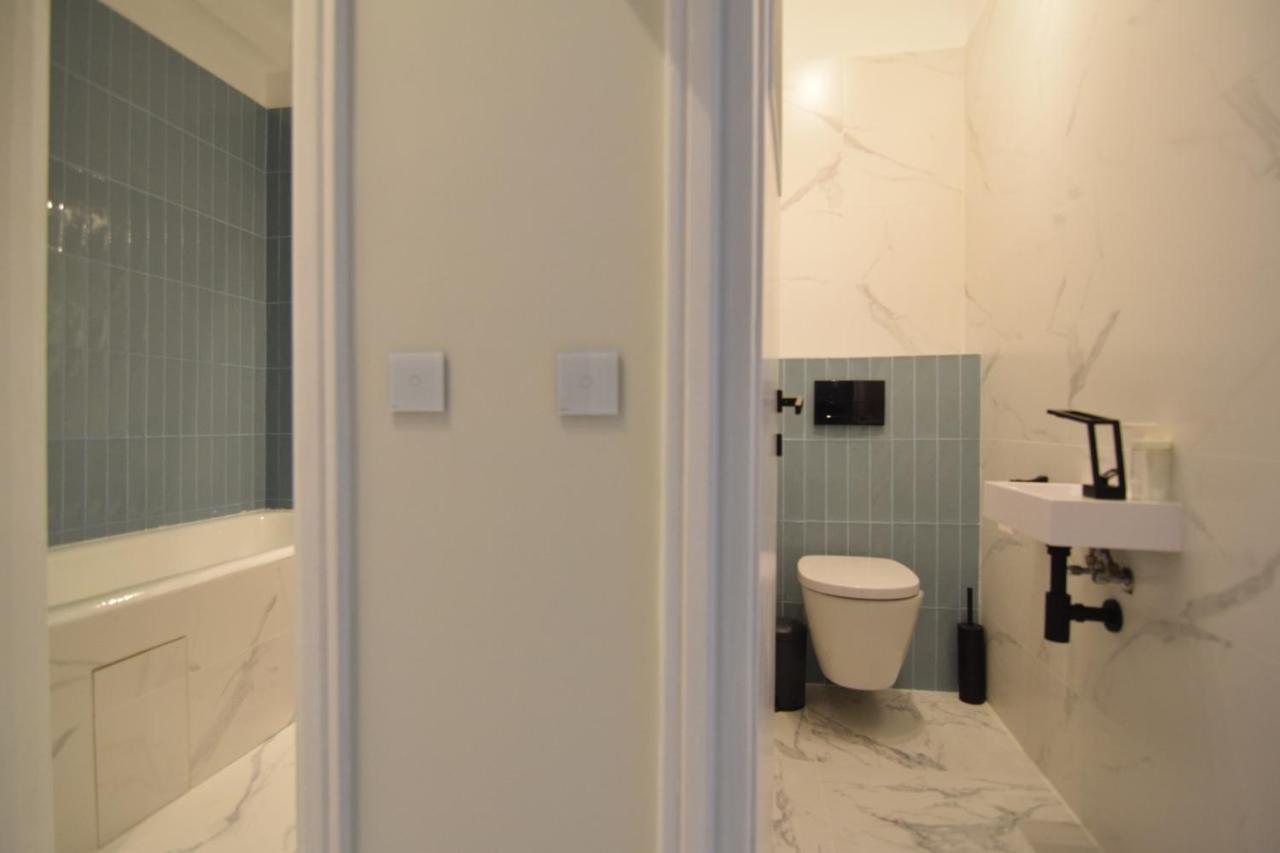 Beautiful Apartment In Old City بوخارست المظهر الخارجي الصورة