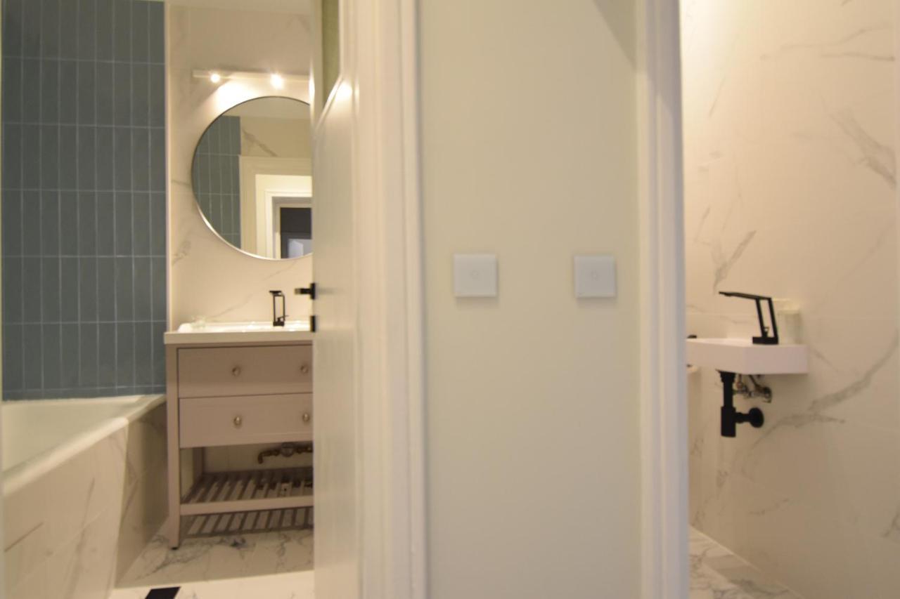 Beautiful Apartment In Old City بوخارست المظهر الخارجي الصورة